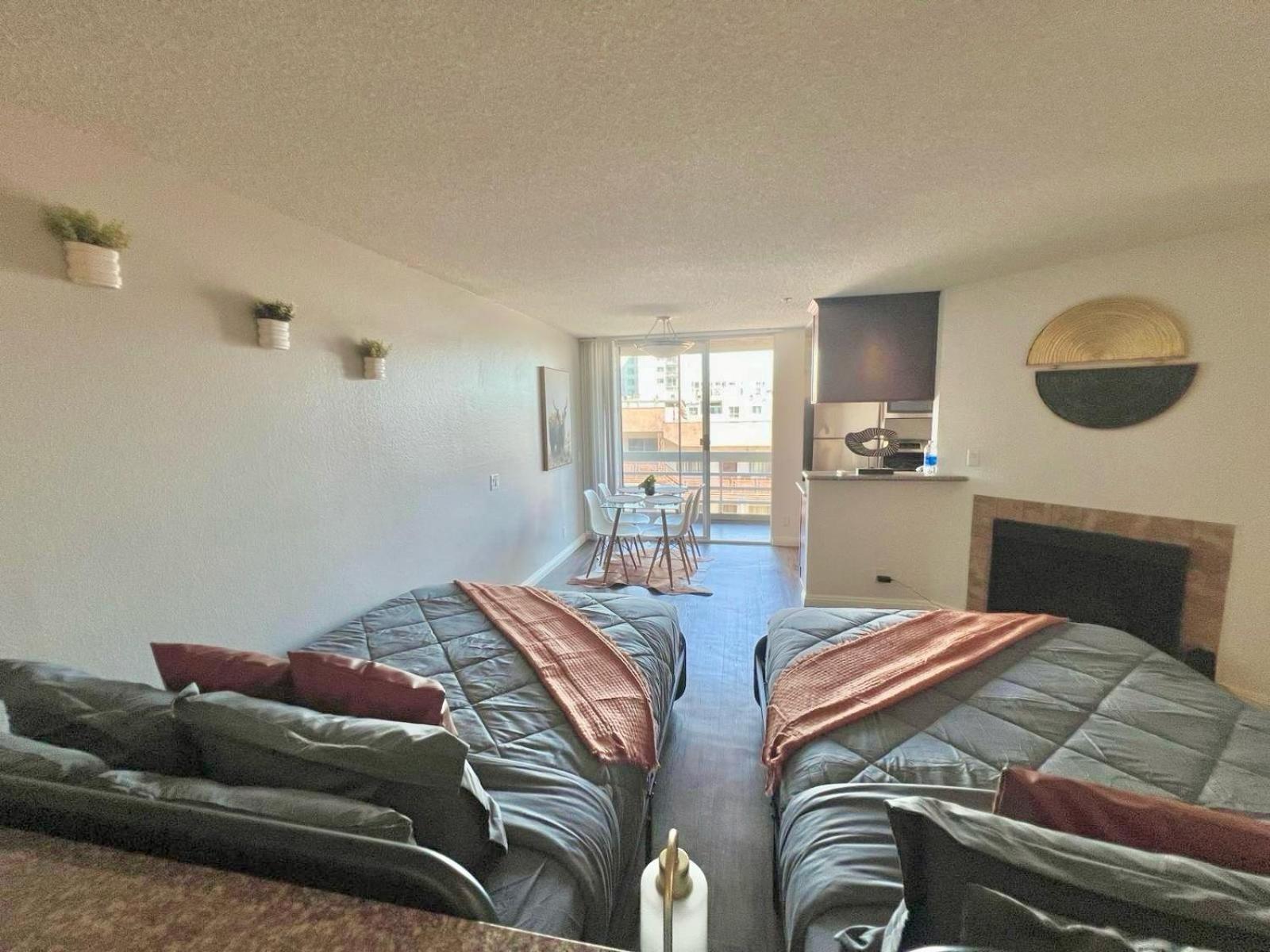 Amazing Universal Studios Loft Free Parking Los Angeles Buitenkant foto